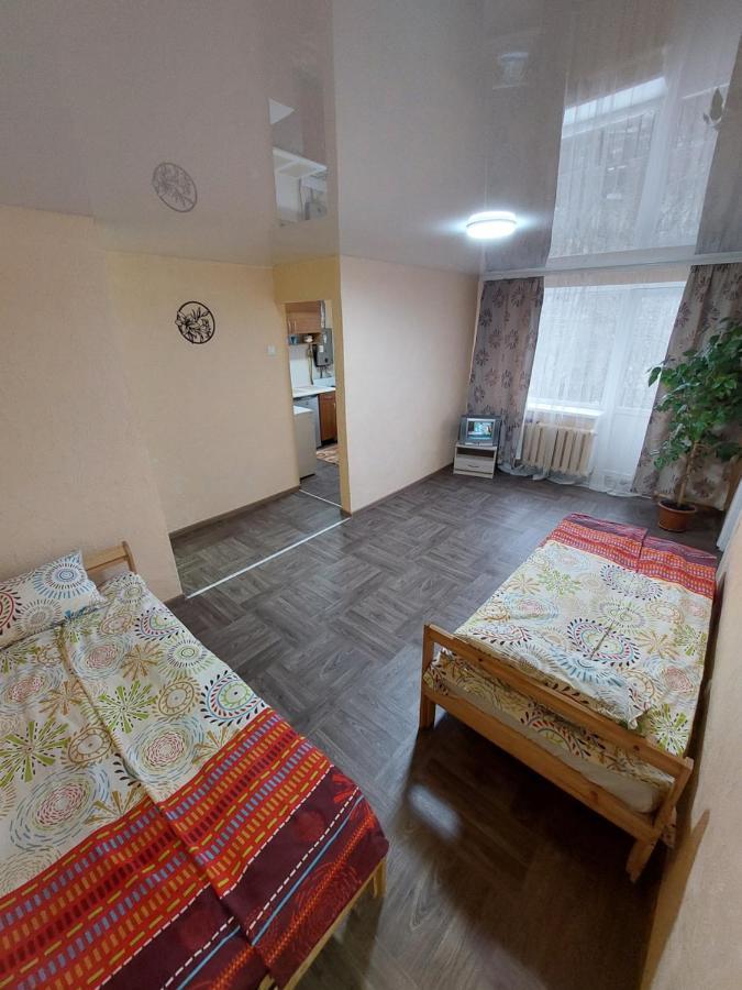 Оренда Затишної 2 Кімнатної Квартири В Самому Серці Рівного Riwne Exterior foto